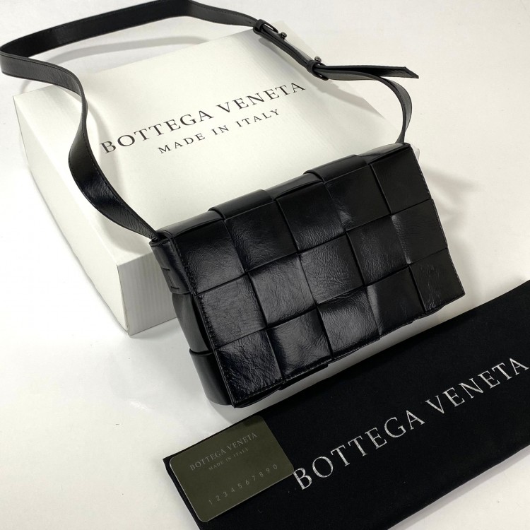 BOTTEGA VENETA CASSETE SİYAH